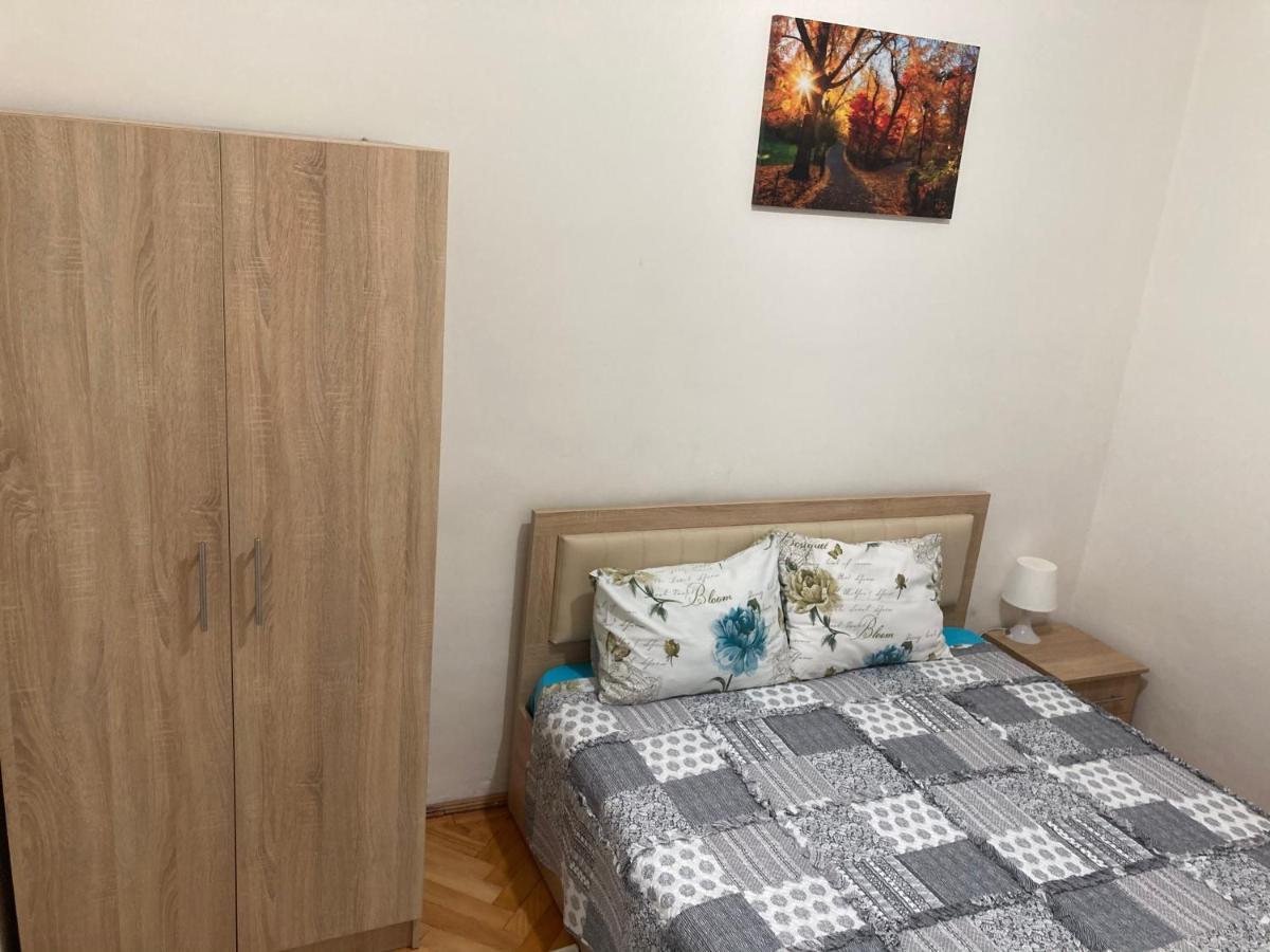 Irina Apartments Piteşti Exterior foto